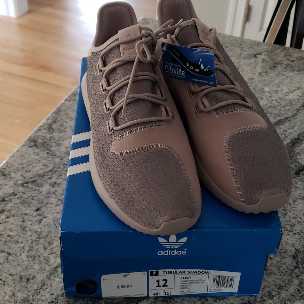 Men's Adidas Tubular shadow sneakers